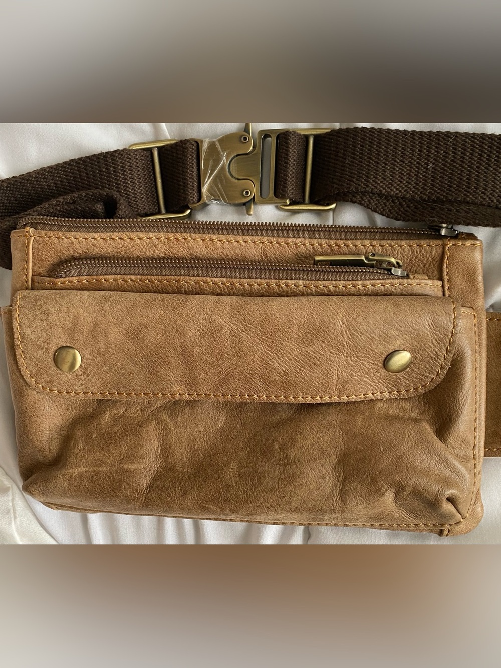 Unisex Brown Tan Leather Bum Bag • Multi‑Pocket Waist Pack • NWOT